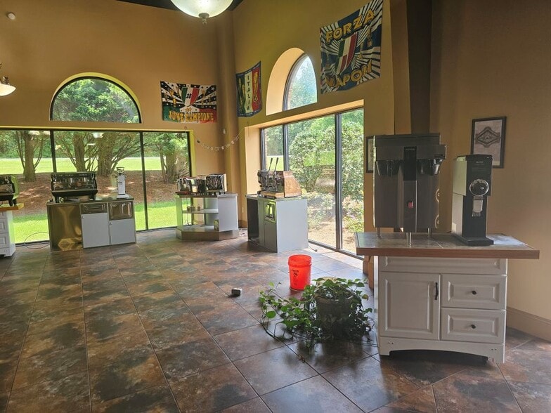 1505 University Dr, Auburn, GA for sale - Building Photo - Image 3 of 20