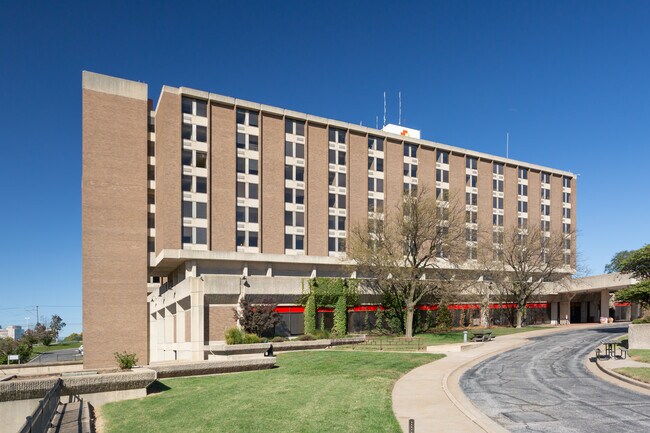 More details for 612 Garfield Ave, Kansas City, MO - Retail for Lease