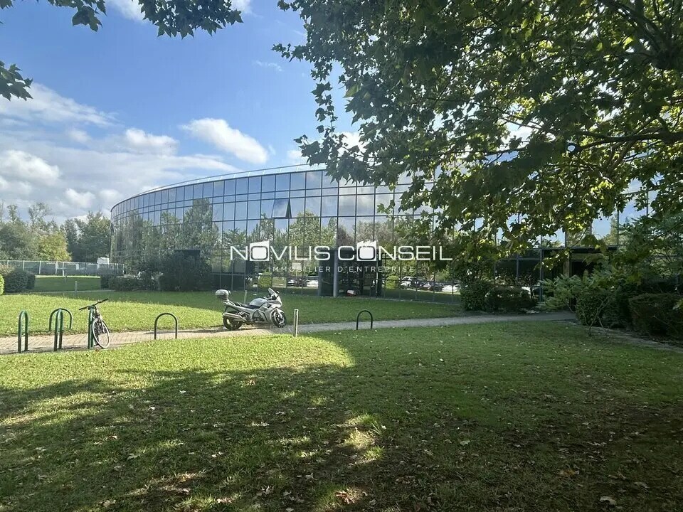 Office in Toulouse for lease Building Photo- Image 1 of 11