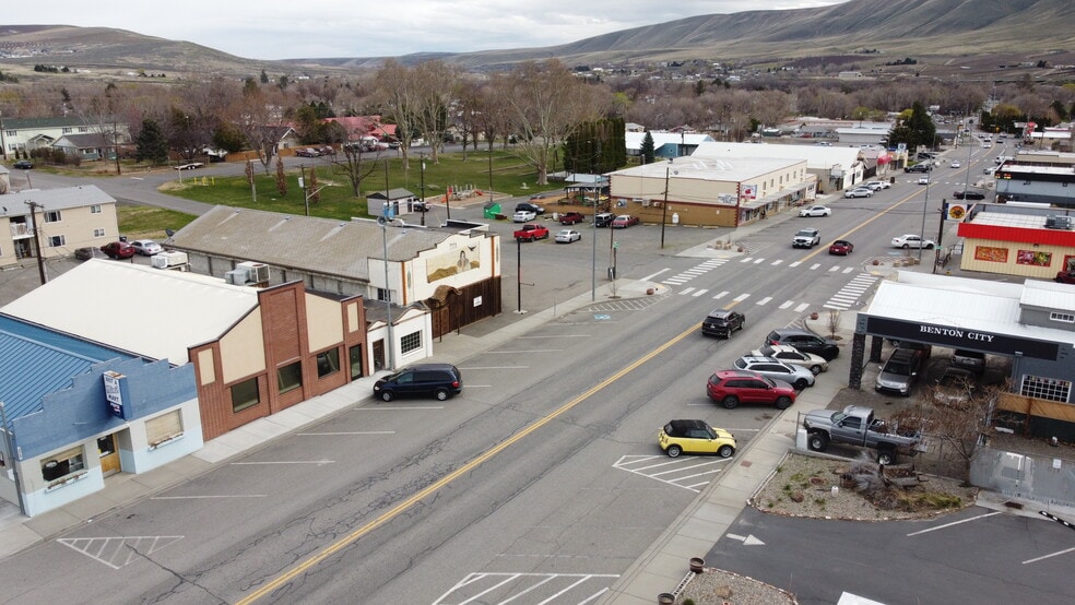 708 9th St, Benton City, WA for sale - Building Photo - Image 2 of 5