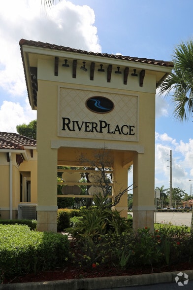1005 W Indiantown Rd, Jupiter, FL for lease - Building Photo - Image 3 of 7