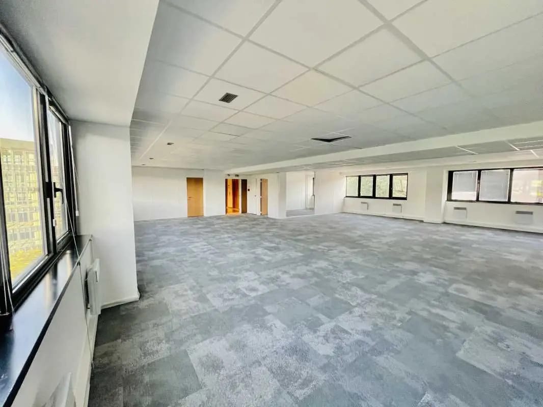 Bureau dans Pantin à louer Photo intérieure- Image 1 de 19