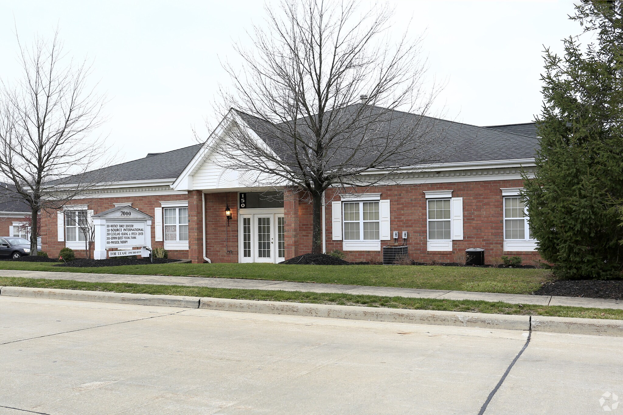 7000 Town Centre Dr, Broadview Heights, OH for lease Primary Photo- Image 1 of 4