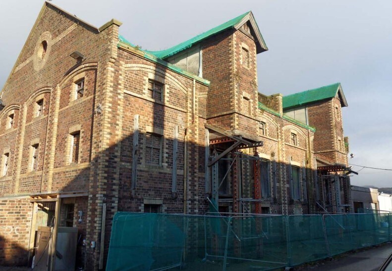 6 Kerse Rd, Stirling à vendre - Photo du bâtiment - Image 2 de 2