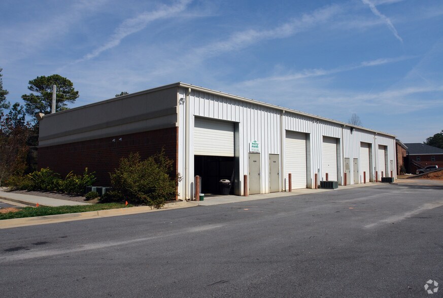 2031 Gees Mill Rd, Conyers, GA à louer - Photo du bâtiment - Image 3 de 16