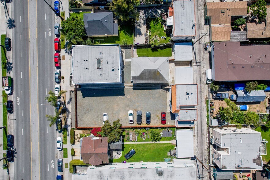 1123 Pacific Ave, Long Beach, CA à vendre - Photo du bâtiment - Image 2 de 9