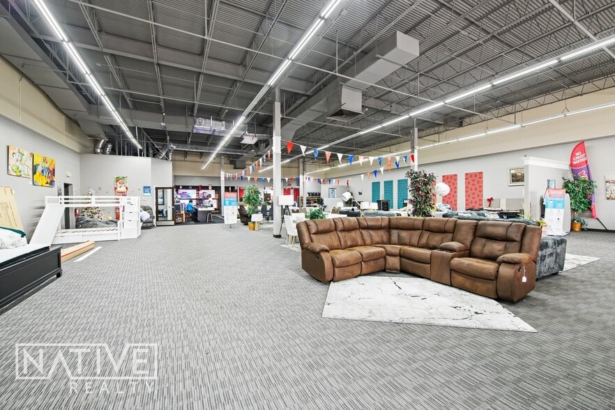 1722-1744 N Military Trl, West Palm Beach, FL for lease - Interior Photo - Image 1 of 15