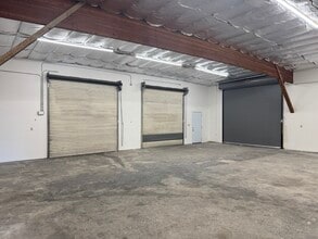 1042 Hopper Ave, Santa Rosa, CA for lease Interior Photo- Image 2 of 3