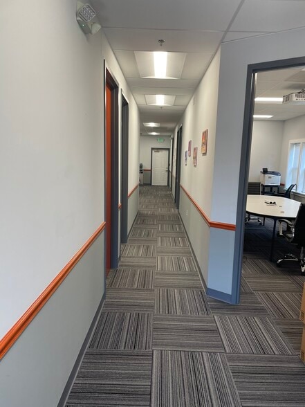 14207 Park Center Dr, Laurel, MD for sale - Building Photo - Image 3 of 6