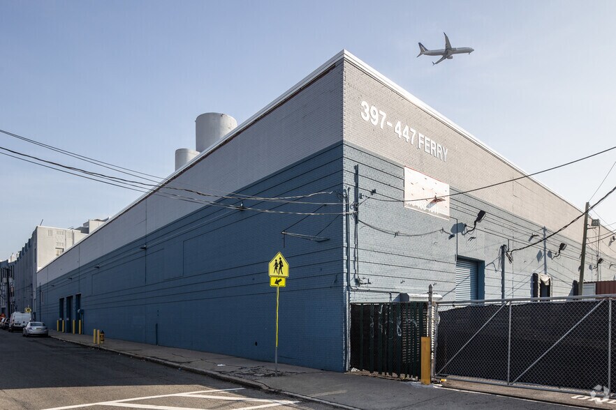 397-447 Ferry St, Newark, NJ à louer - Photo du bâtiment - Image 2 de 21