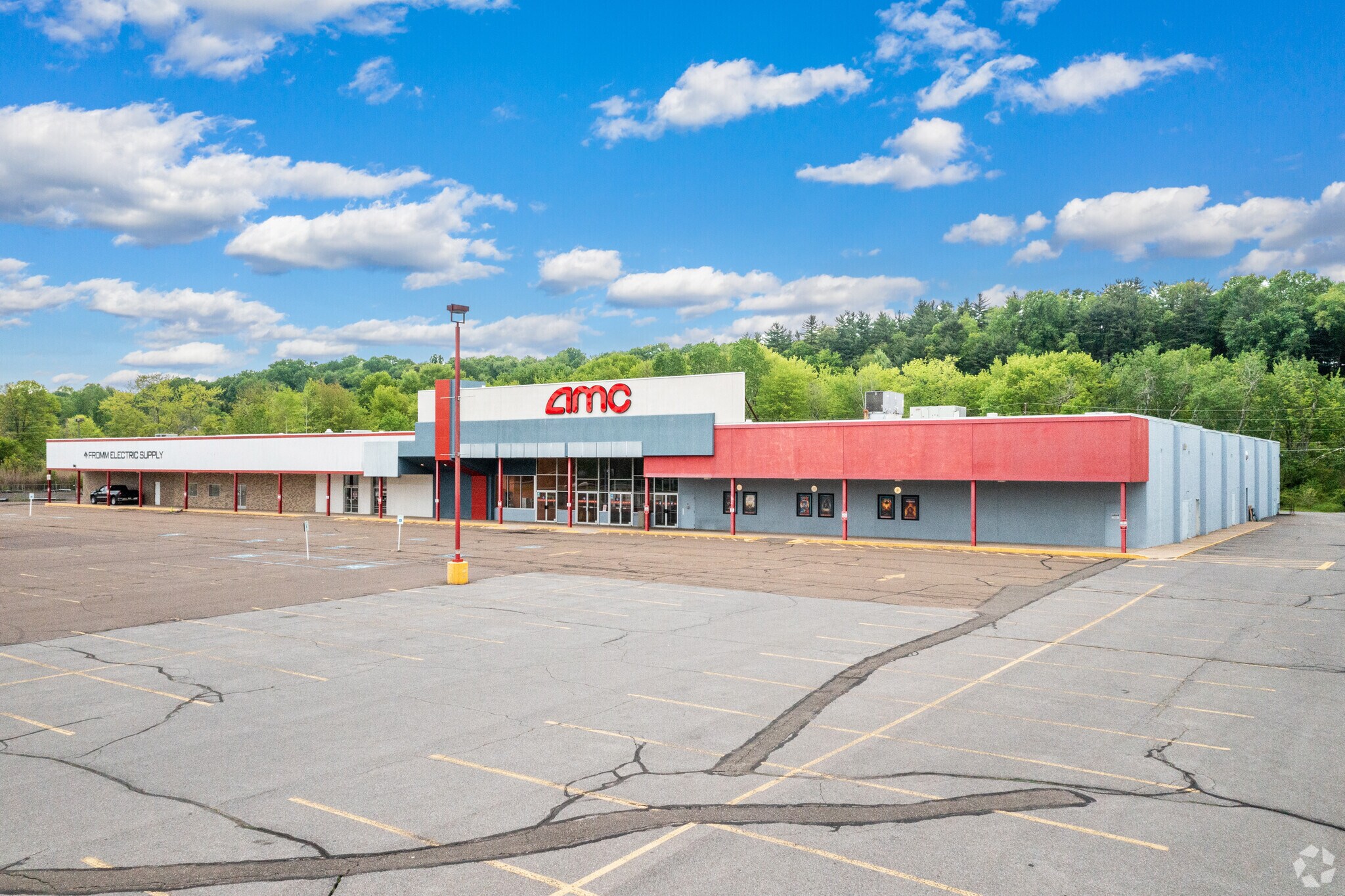 1879-1881 Columbia Blvd, Bloomsburg, PA à louer Photo du bâtiment- Image 1 de 6