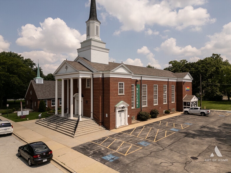 9411 S 51st Ave, Oak Lawn, IL for sale - Primary Photo - Image 1 of 26