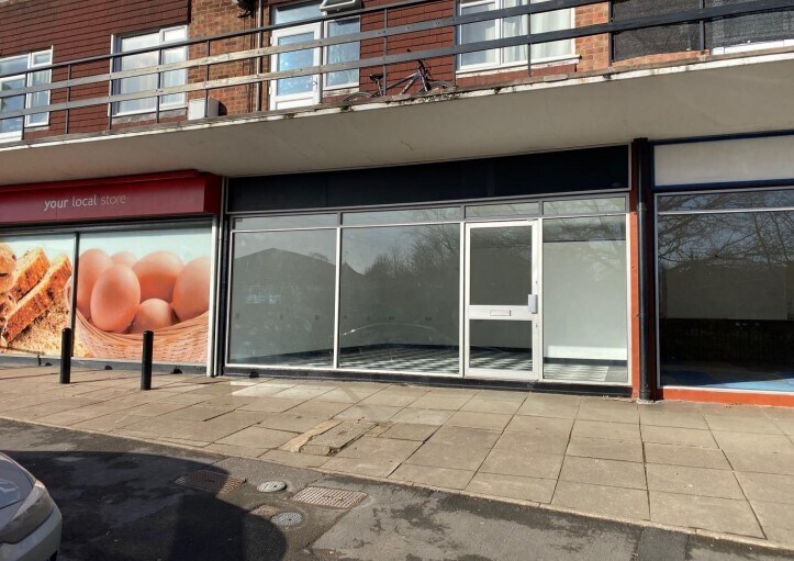 210-238 Frobisher Road portefeuille de 3 propriétés à vendre sur LoopNet.ca - Photo principale - Image 2 de 2