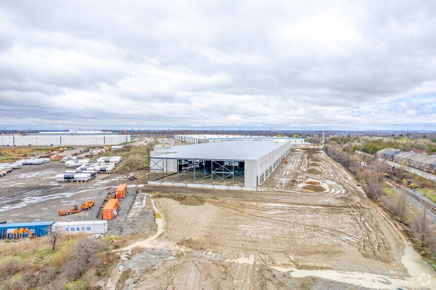 985 Passmore Ave, Toronto, ON for sale - Building Photo - Image 1 of 1