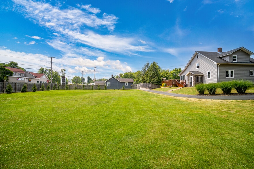 2-6 Old Firehouse Rd, Plattekill, NY for sale - Building Photo - Image 2 of 8