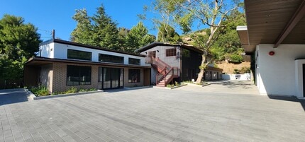 21024 Laguna Canyon Rd, Laguna Beach, CA for lease Building Photo- Image 2 of 6