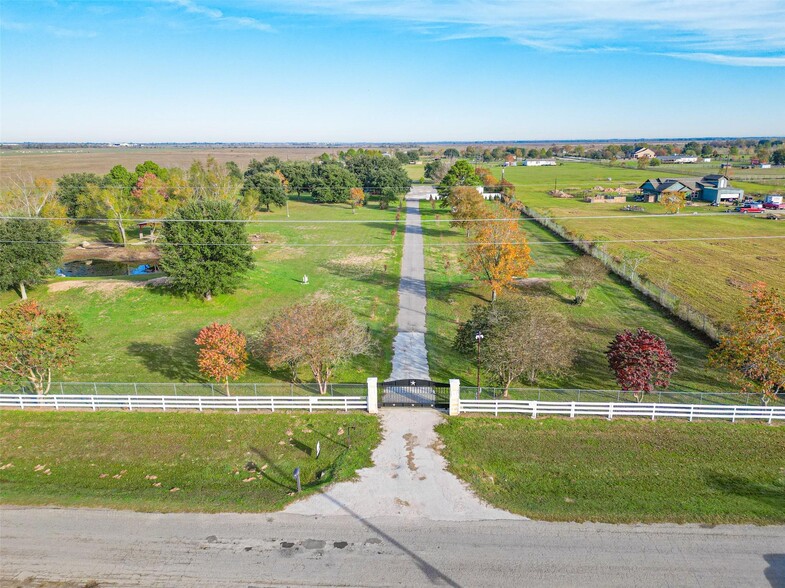 32910 Morrison Rd, Brookshire, TX for sale - Aerial - Image 1 of 26