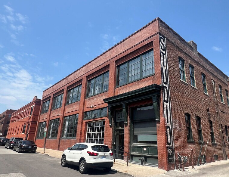 210 W 19th Ter, Kansas City, MO à vendre - Photo principale - Image 1 de 39