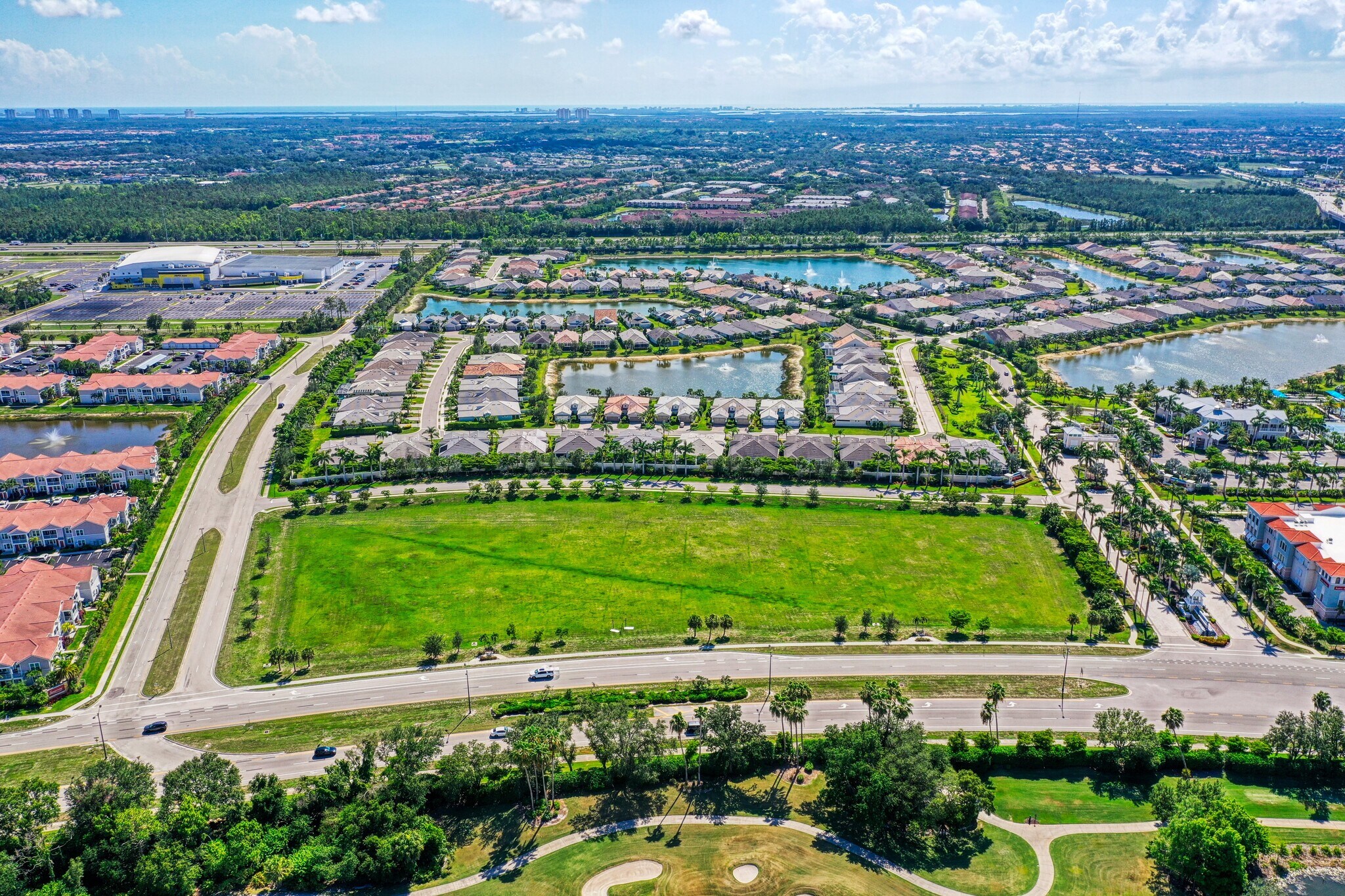 Ben Hill Griffin Pkwy, Estero, FL à louer Aérien- Image 1 de 11