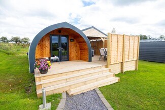 Plus de détails pour Fullshaw Ml, Stewarton - Spécialité à vendre