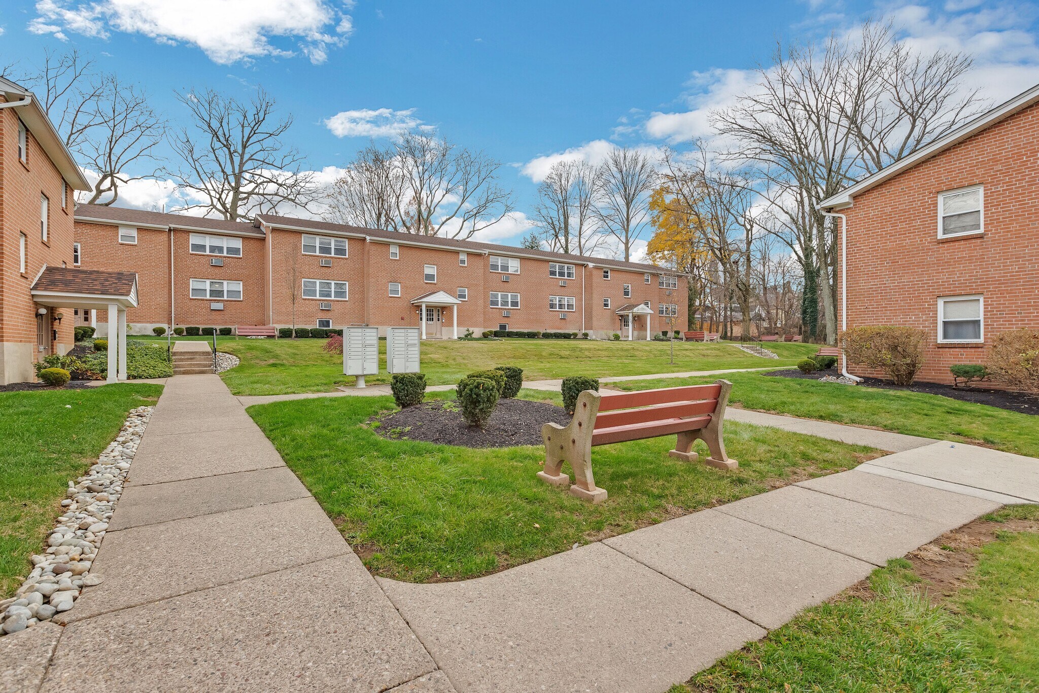 200 Spruce St, Doylestown, PA for sale Primary Photo- Image 1 of 37