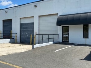 1330 Livingston Ave, North Brunswick, NJ for lease Interior Photo- Image 1 of 1