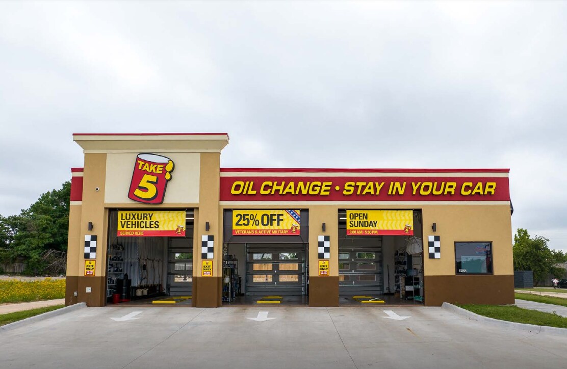 5930 NW Expressway, Oklahoma City, OK à vendre Photo principale- Image 1 de 8