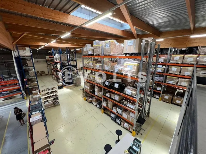 74 Rue Elisée Reclus, Décines-Charpieu for lease Interior Photo- Image 1 of 36