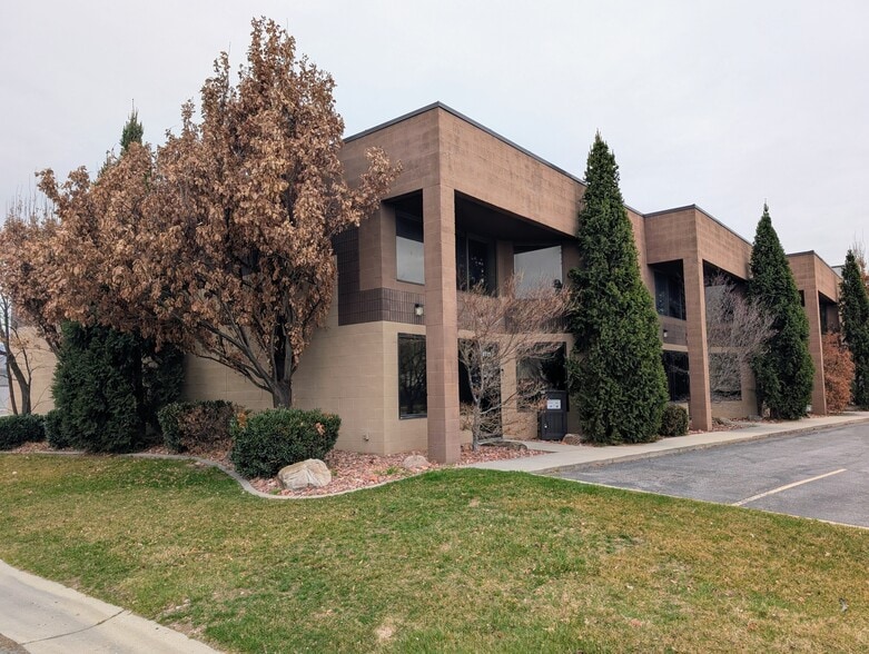 6111 S Stratler St, Murray, UT for lease - Primary Photo - Image 1 of 10