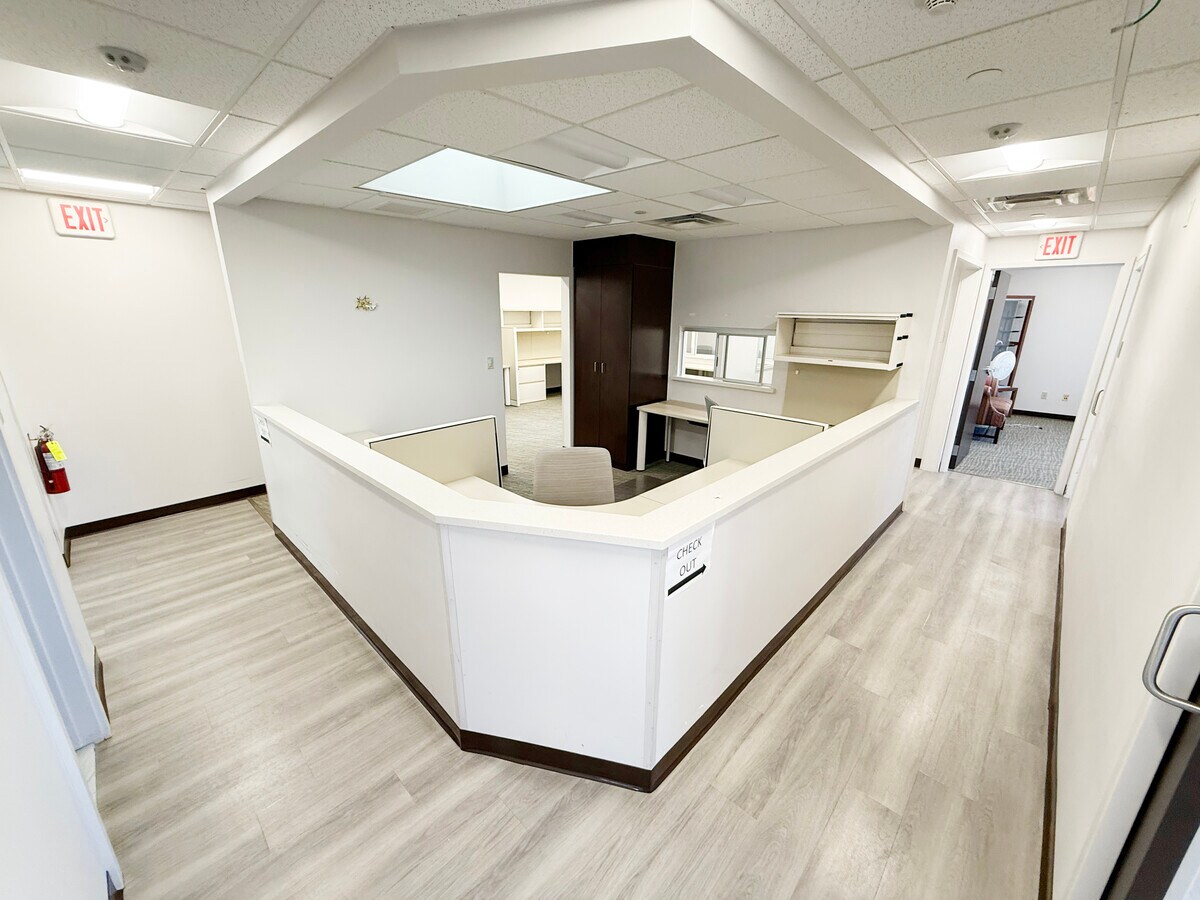 148 East Ave, Norwalk, CT 06851 - Unit 3D - - Interior Photo - Image 2 of 4