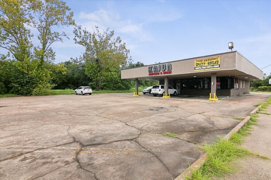 1102 W Park Ave, Orange, TX à vendre - Photo du bâtiment - Image 2 de 27