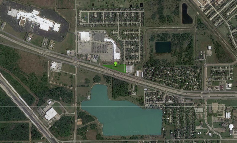 Emmett F Lowry Expy, Texas City, TX à vendre - Photo du bâtiment - Image 2 de 7