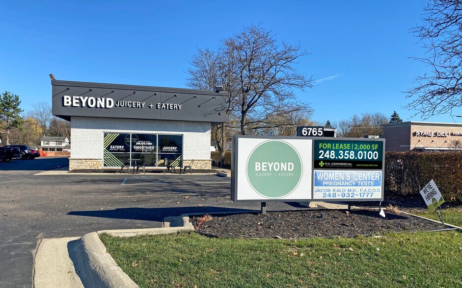 6765 Orchard Lake Rd, West Bloomfield, MI à louer - Photo du bâtiment - Image 2 de 7