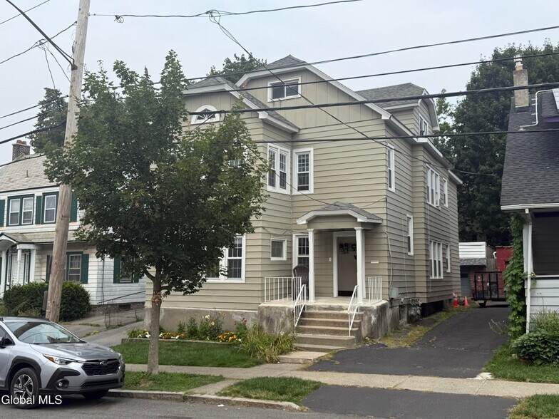 287 Myrtle Ave, Albany, NY à vendre - Photo du bâtiment - Image 2 de 9