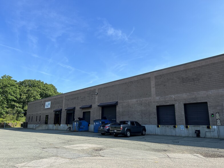 27 Doherty Ave, Avon, MA for lease - Building Photo - Image 1 of 3