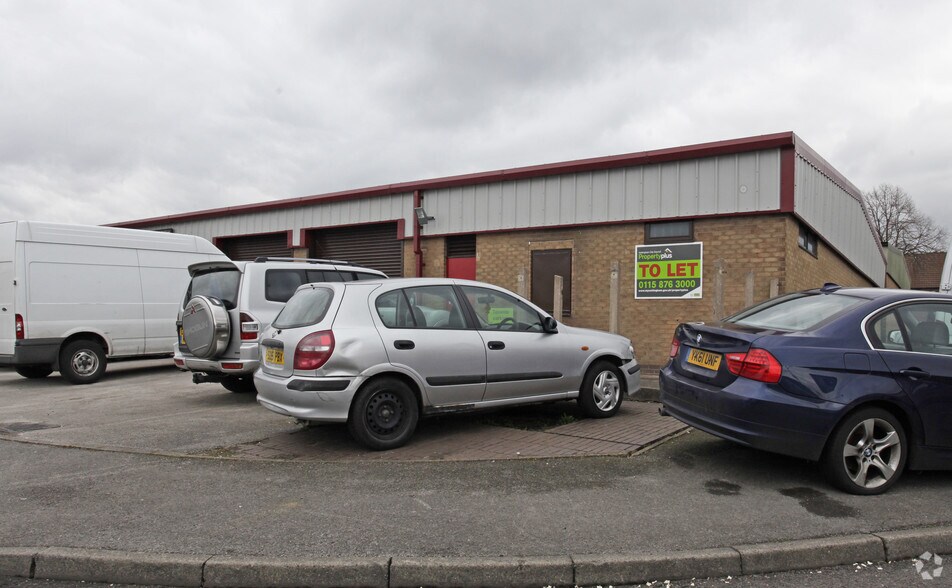 17-19 Salisbury Sq, Nottingham à louer - Photo du bâtiment - Image 2 de 2