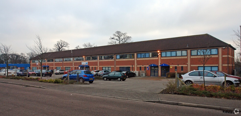 Oswin Rd, Leicester for lease - Building Photo - Image 2 of 5