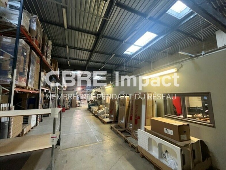 55 Rue Du Commerce, Cormontreuil for lease - Interior Photo - Image 3 of 11