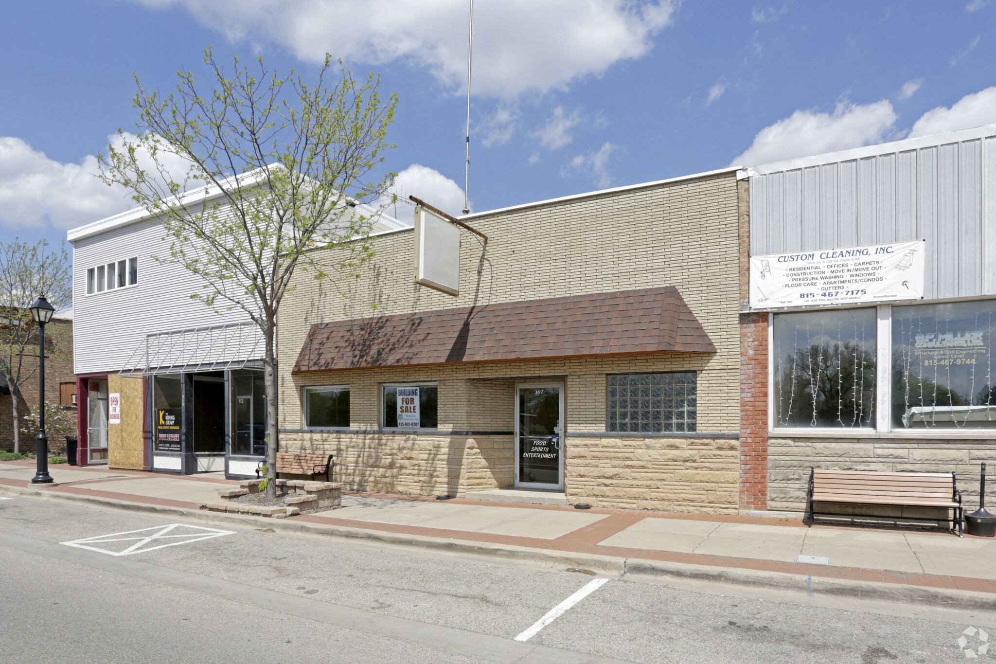 107 E Mondamin St, Minooka, IL for sale Primary Photo- Image 1 of 6