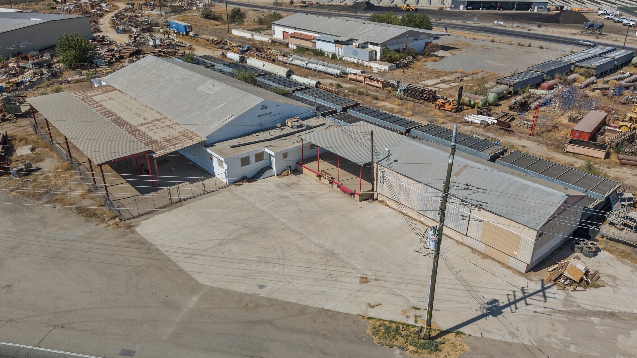 550 Highway 46, Wasco, CA à louer Photo principale- Image 1 de 66