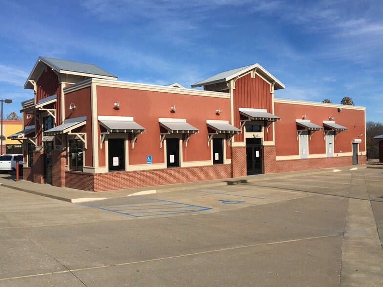 4828 Osage Beach Pkwy, Osage Beach, MO for lease - Building Photo - Image 3 of 4
