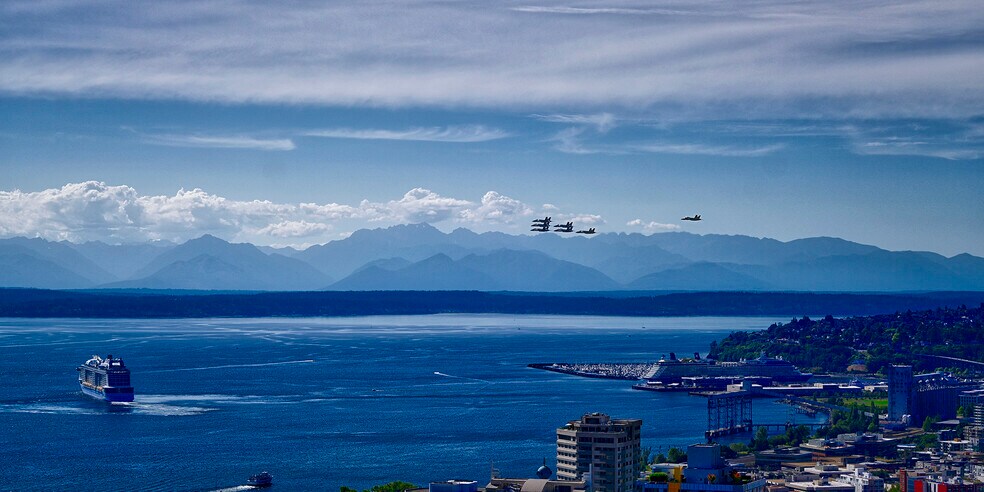 3131 Western Ave, Seattle, WA à louer - Aérien - Image 2 de 16