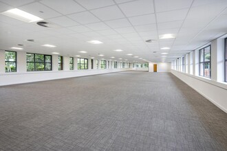 Redvers Clos, Leeds for lease Interior Photo- Image 2 of 3