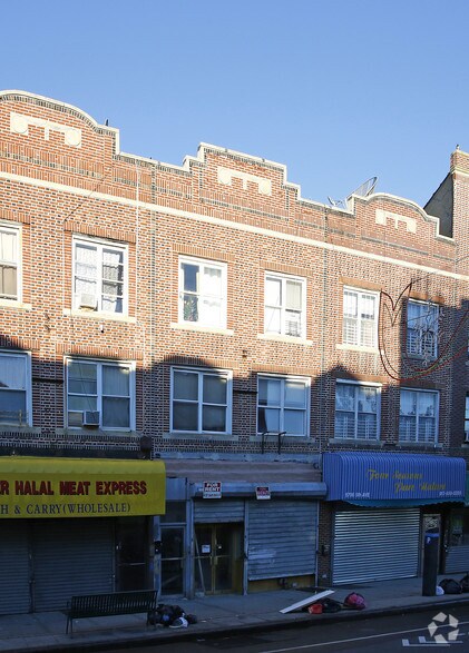 6710 5th Ave, Brooklyn, NY à louer - Photo du bâtiment - Image 2 de 6