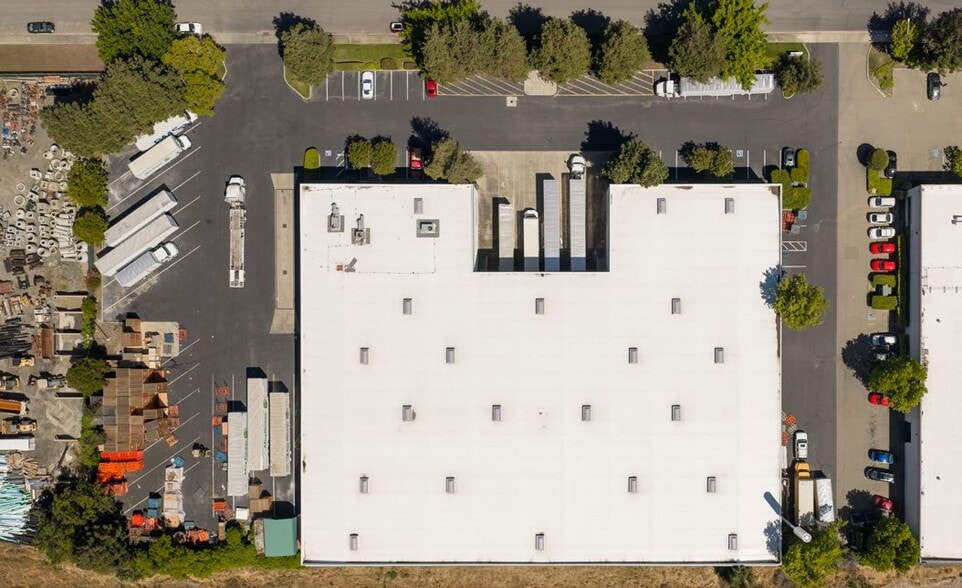 5481 Brisa St, Livermore, CA for lease - Building Photo - Image 3 of 6