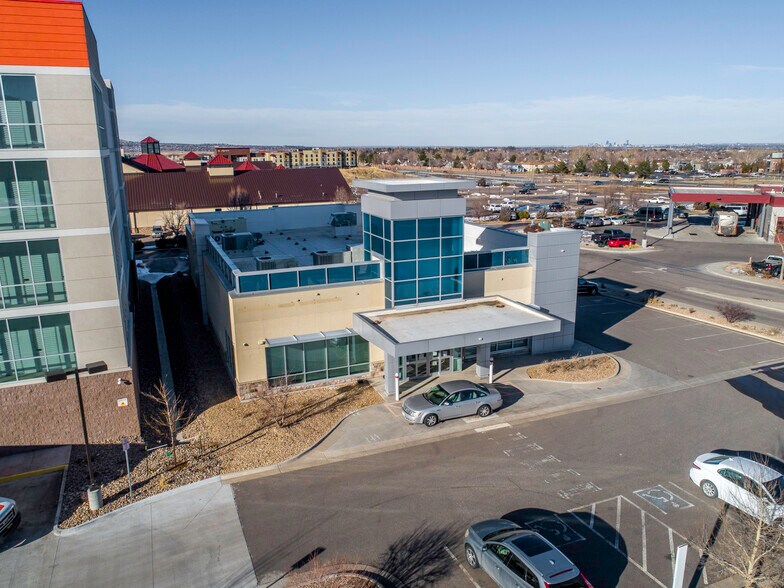 13351 W Bowles Ave, Littleton, CO à louer - Photo du bâtiment - Image 3 de 10