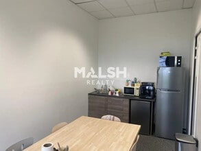 Office in Saint-Priest for lease Interior Photo- Image 1 of 13