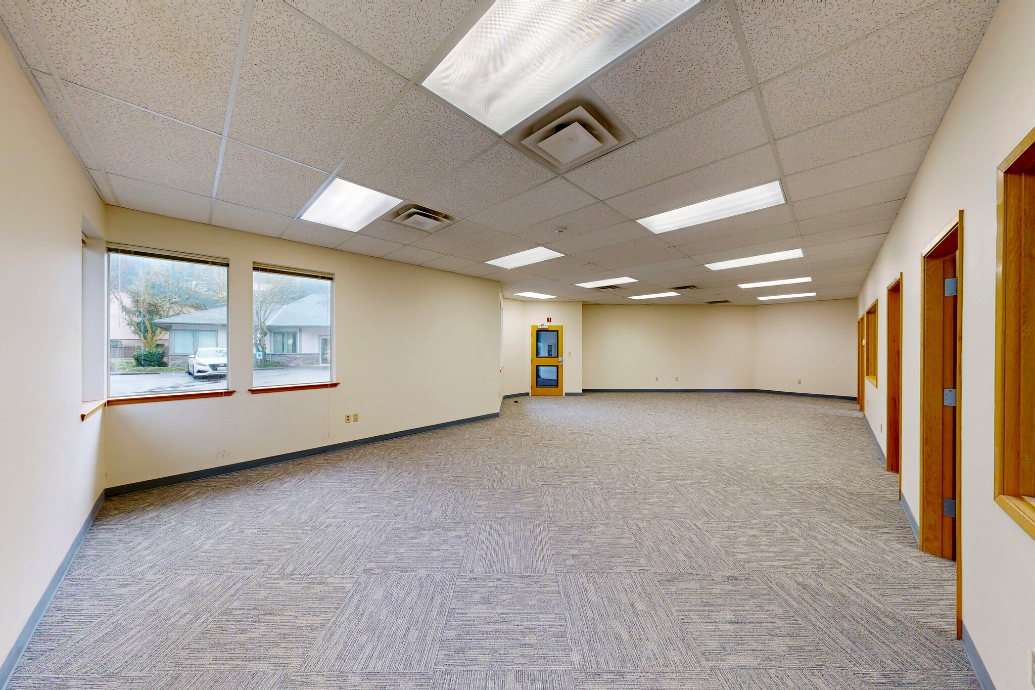 4631 Whitman Ln SE, Lacey, WA for lease Interior Photo- Image 1 of 11