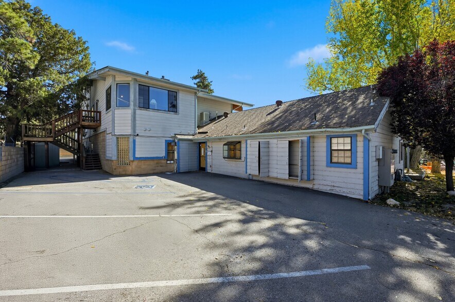 42160 N Shore Dr, Big Bear City, CA à vendre - Photo du bâtiment - Image 2 de 7