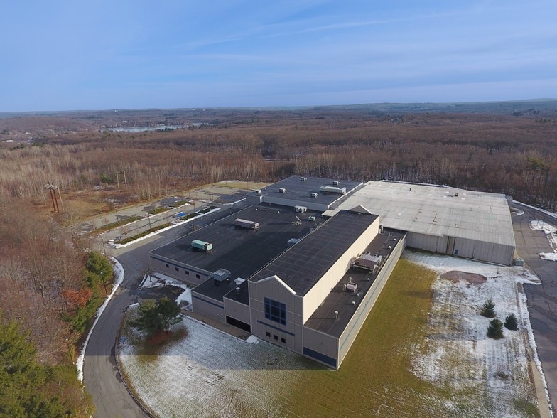 5-9 Latti Farm Rd, Millbury, MA for lease - Building Photo - Image 3 of 28